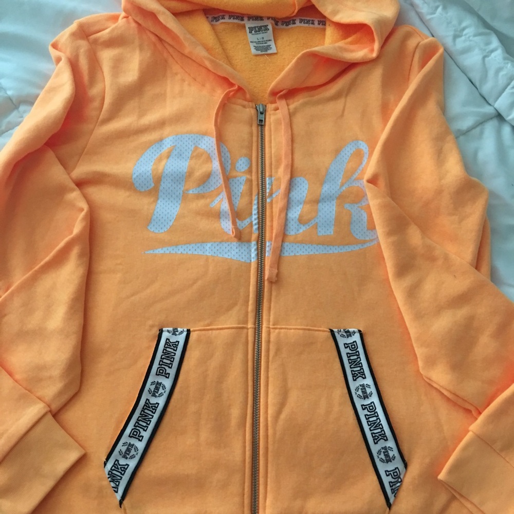 TRADE FOR ANAALYSSA