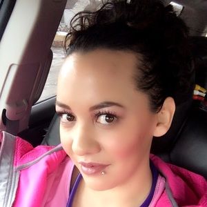 Meet your Posher, Kim