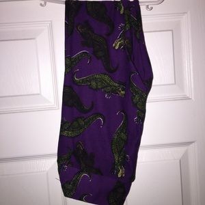 Alligator LulaRoe Leggings!!