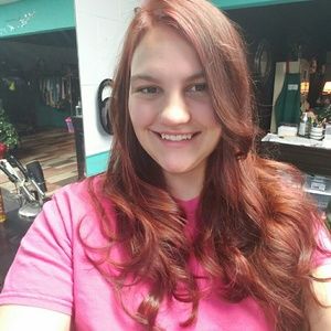 Meet your Posher, Tiffany