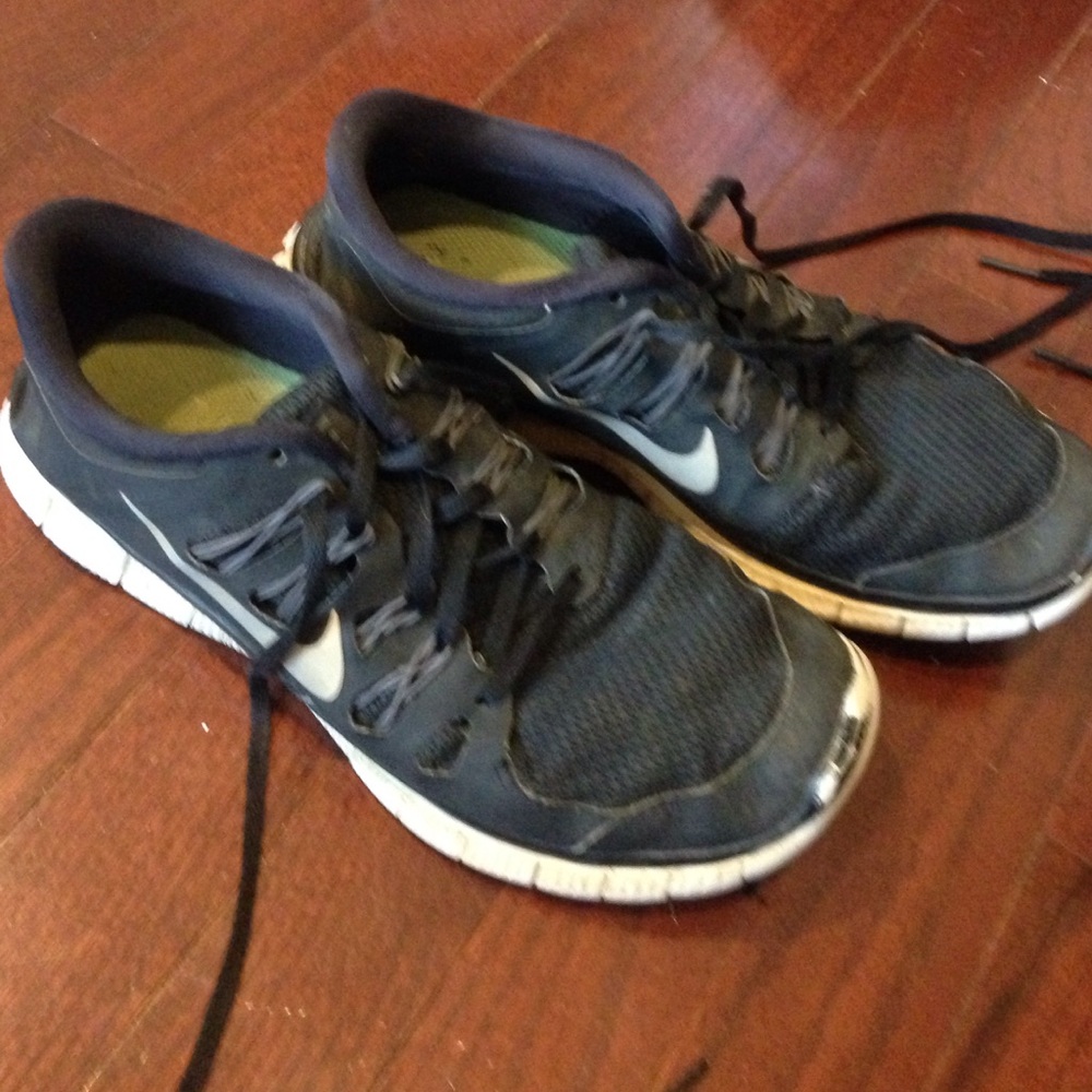 Nike Free Runs