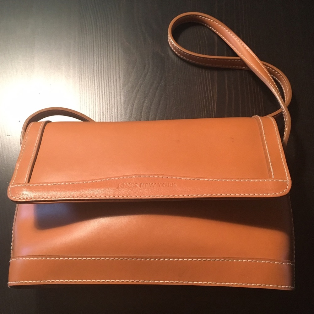 Camel colored Jones New York shoulder bag