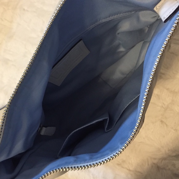 Coach convertible Crossbody/Shoulder Bag - Picture 4 of 4