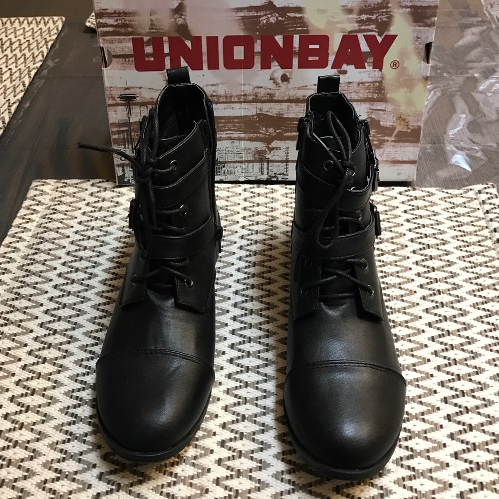 Unionbay boots size 7