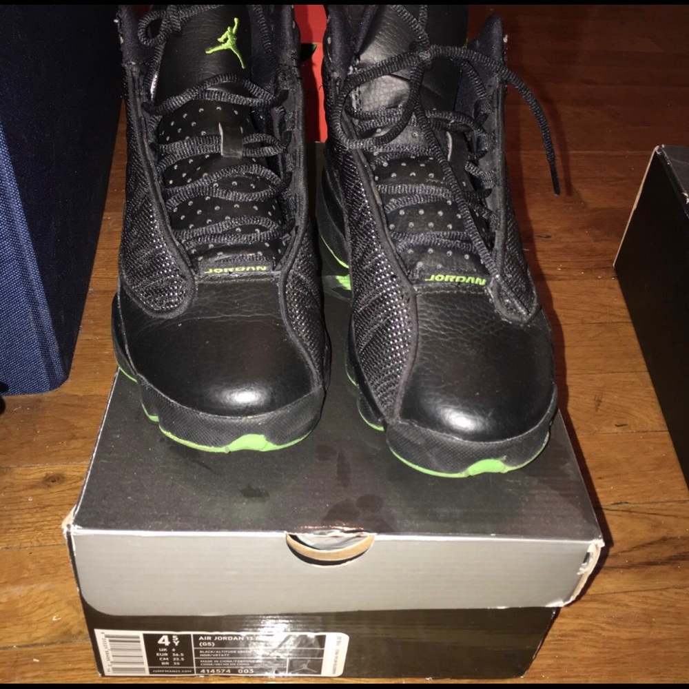 Jordan altitude 13s. Size 4.5y