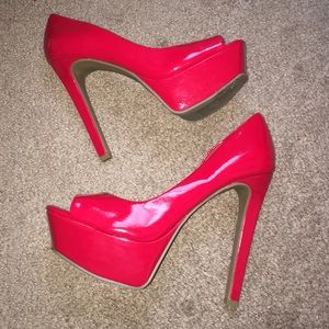 Jessica Simpson Pumps!
