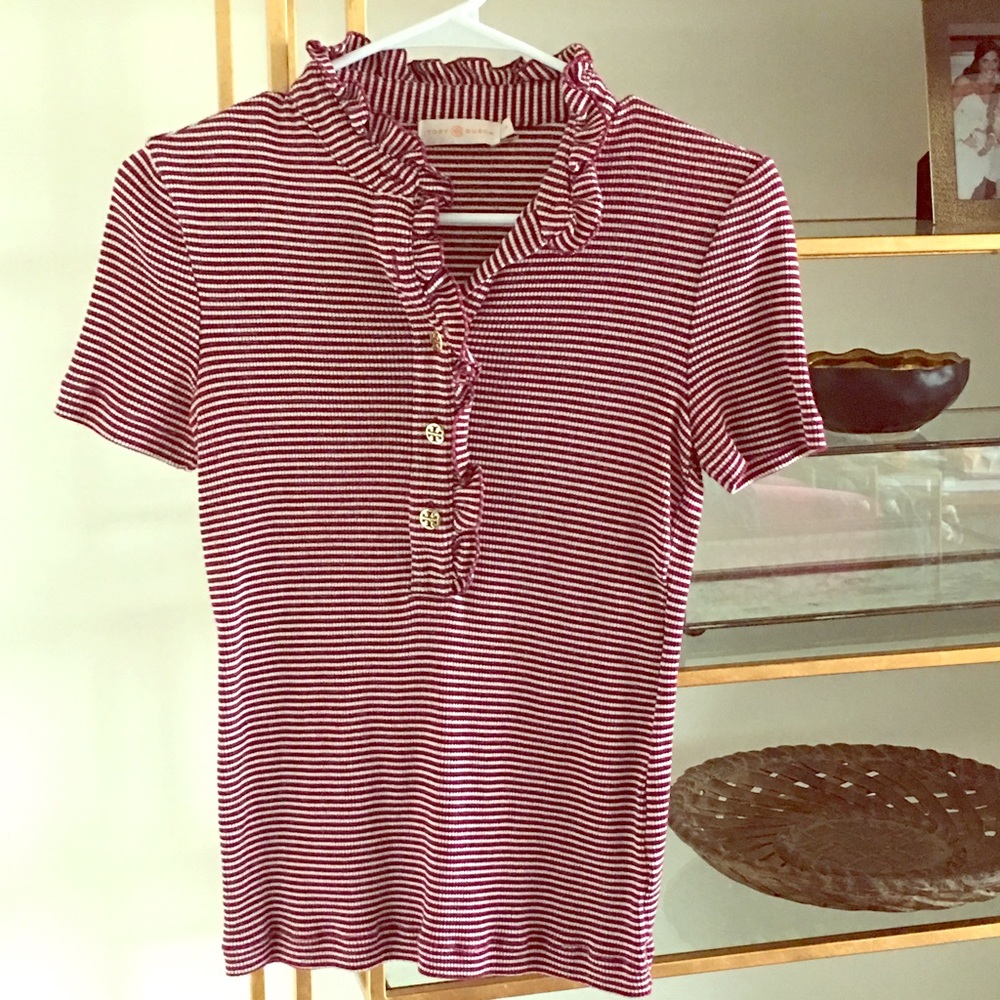 Short sleeved top