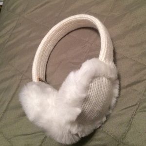 Ear muffs
