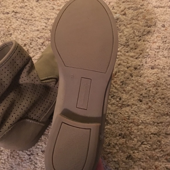 Tan ankle boots - Picture 2 of 4