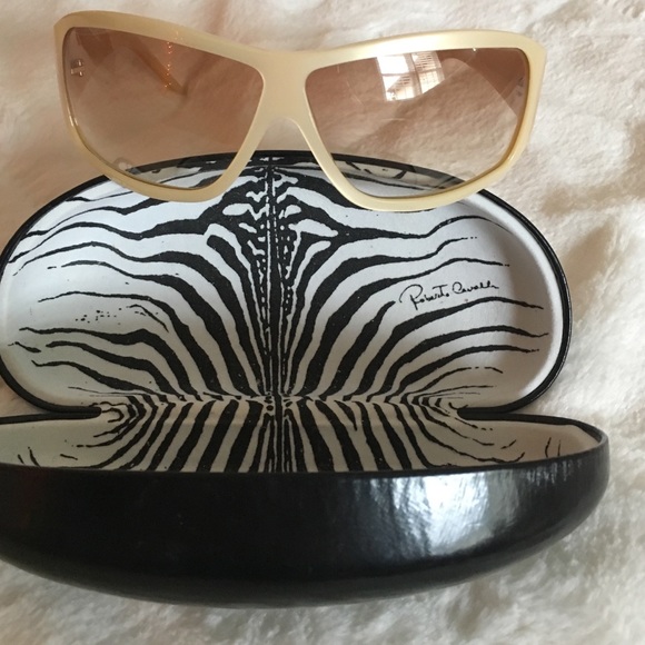 Cream Roberto Cavalli sunglasses - Picture 3 of 5