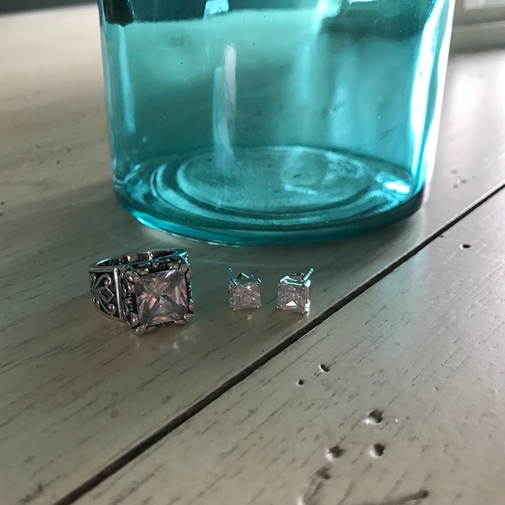 Silpada ring and matching earrings
