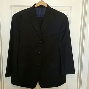 Calvin Klein 3-button Wool Suit