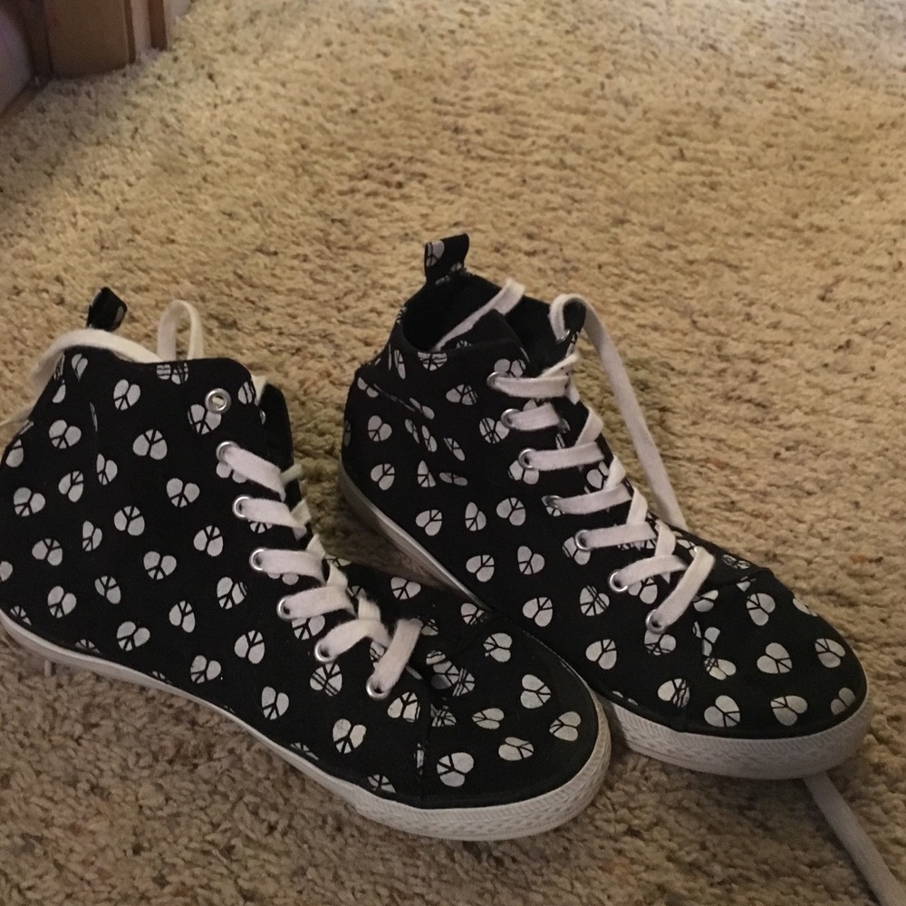 Bethany mota sneakers
