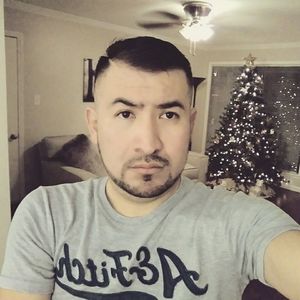 Meet your Posher, Luis