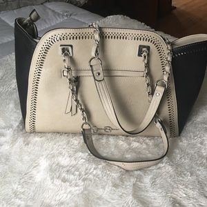 Beautiful Jessica Simpson bag NWT!