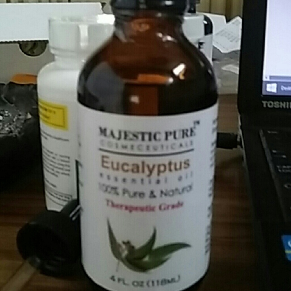 BRAND NEW Eucalyptus Essential Oil with glass drop