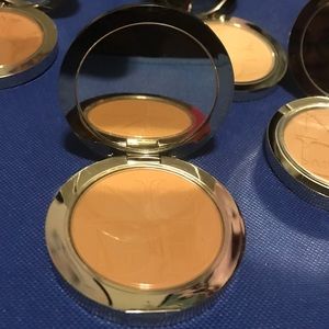 Dior nude air powder 040 honey beige