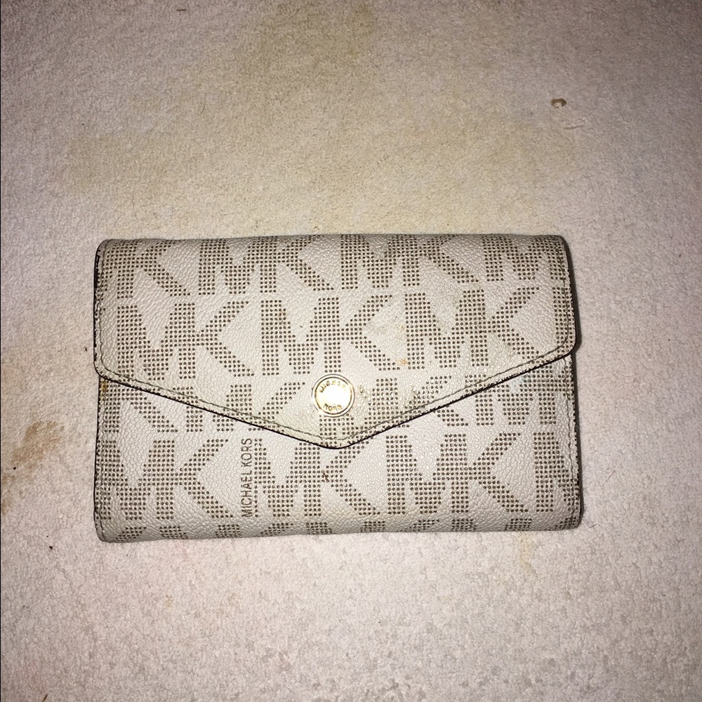 Mixhael Kors wallet