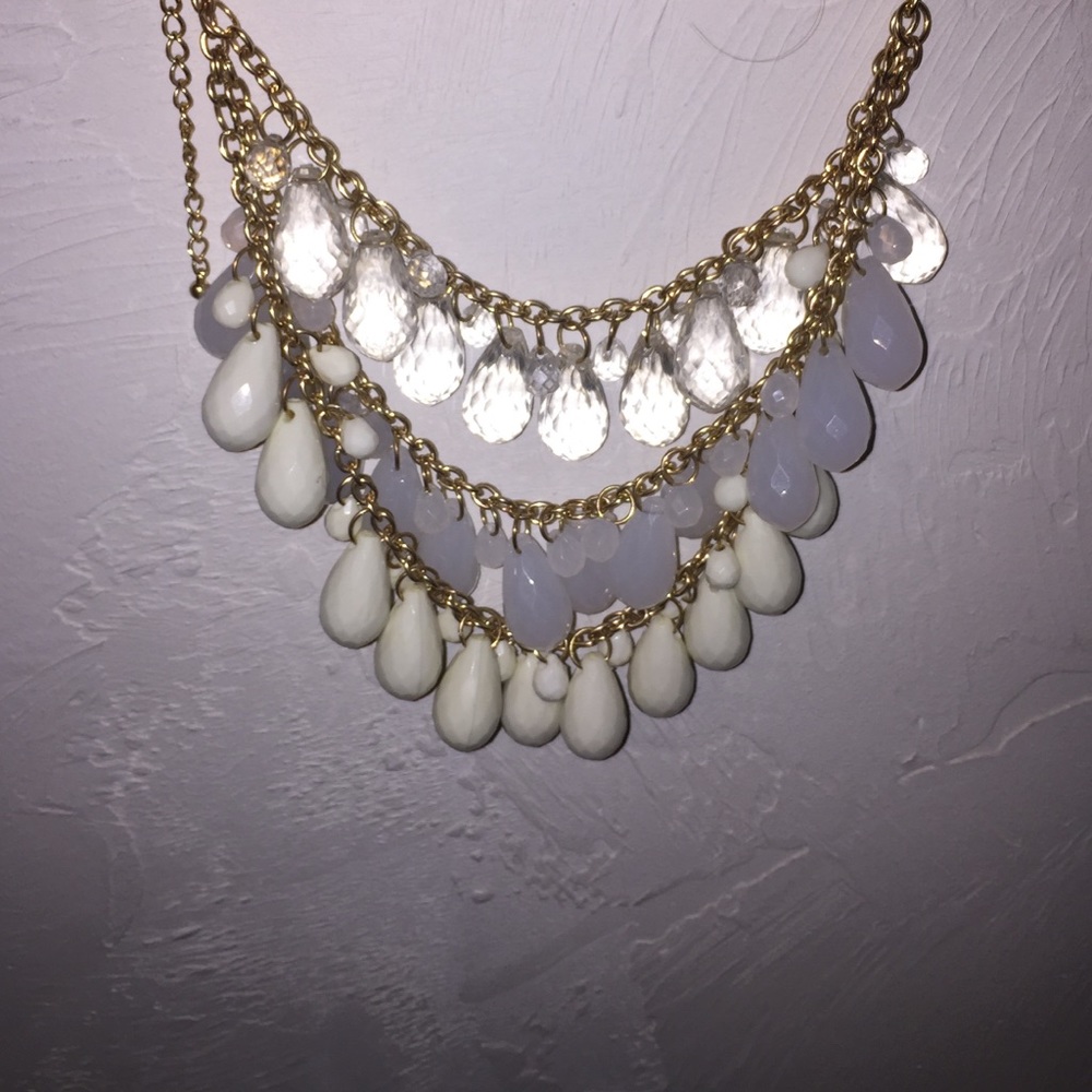 Bulky Necklace - Picture 2 of 3