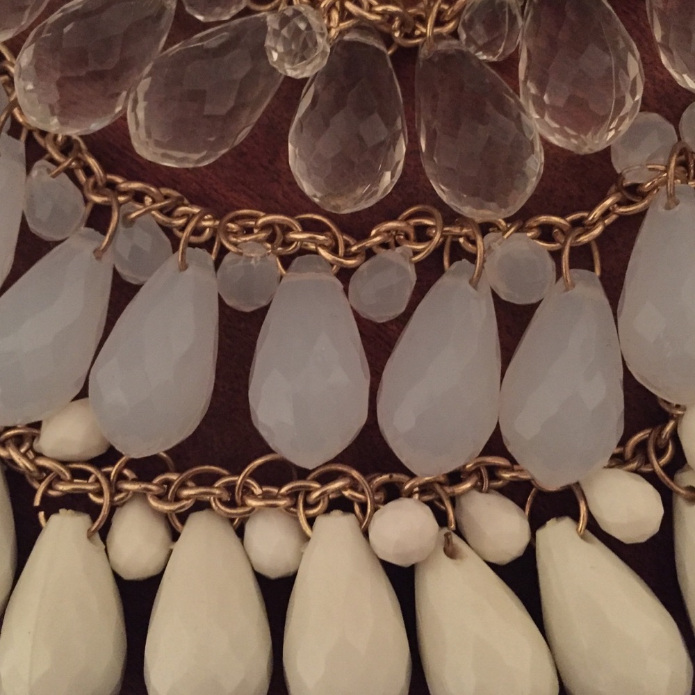 Bulky Necklace - Picture 3 of 3