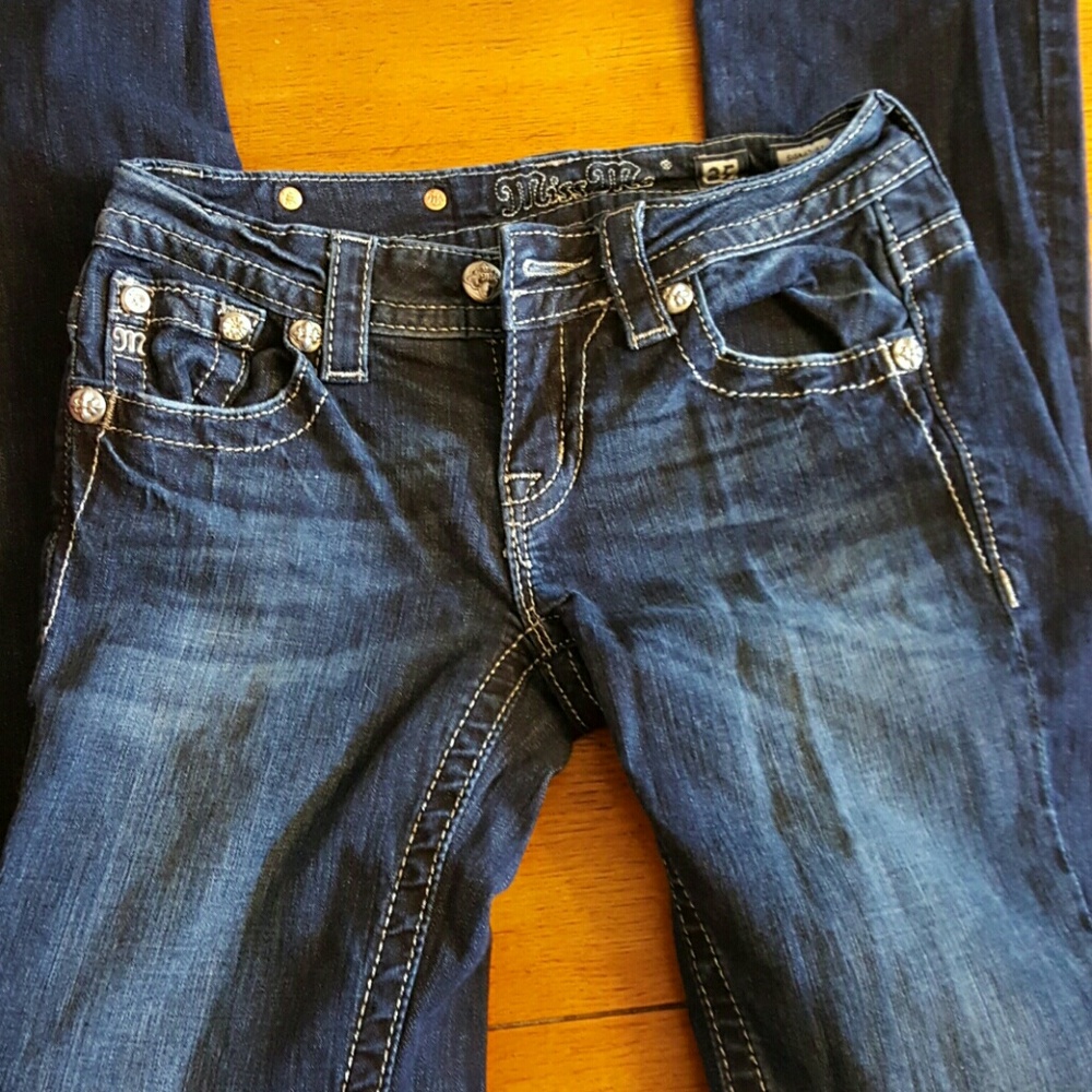 Buckle Miss Me signature boot - like new.