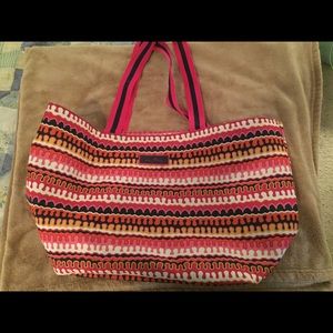Vera Bradley Large Family Tote in Rio Squiggle