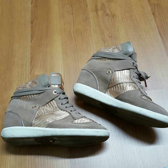 Rose gold Michael kors heeled sneakers sz 6 - Picture 2 of 4