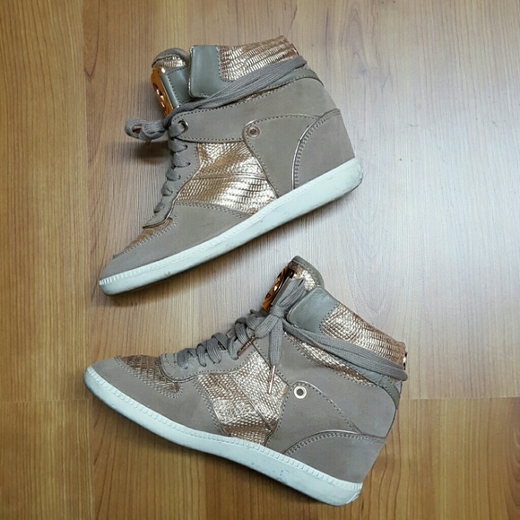 Rose gold Michael kors heeled sneakers sz 6 - Picture 3 of 4