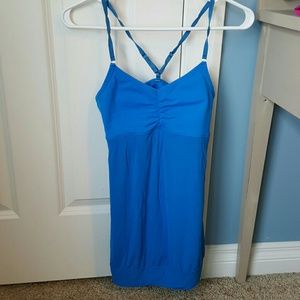 Beyond Yoga adjustable strap with keyhole back M