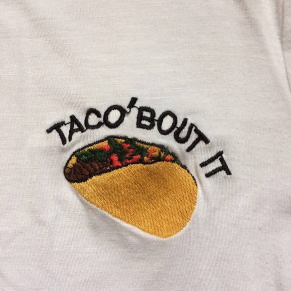 Forever 21 // Taco 'bout it Crop Tee - Picture 3 of 4