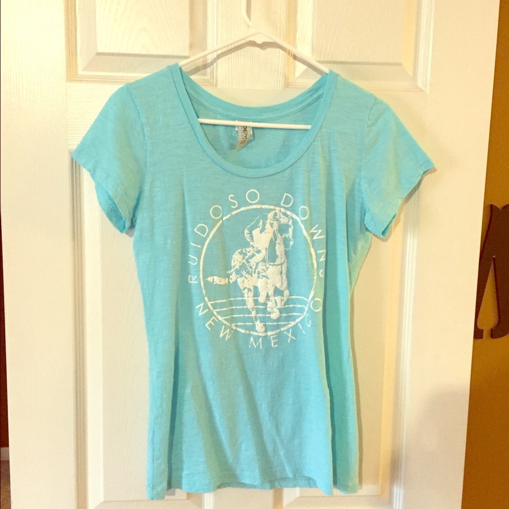 T-shirt size M