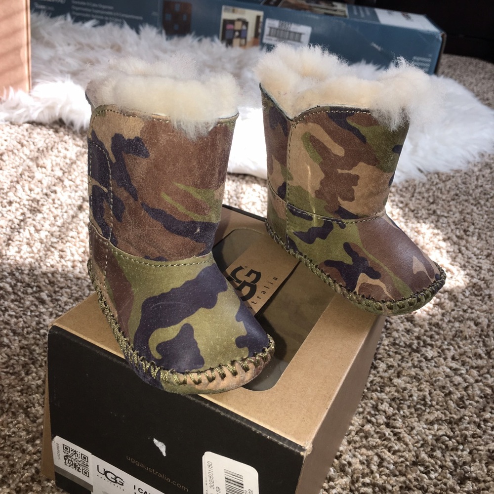 🚫🚫SOLD🚫🚫 Infant uggs