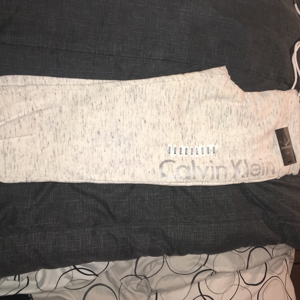 Calvin Klein Capri sweatpants