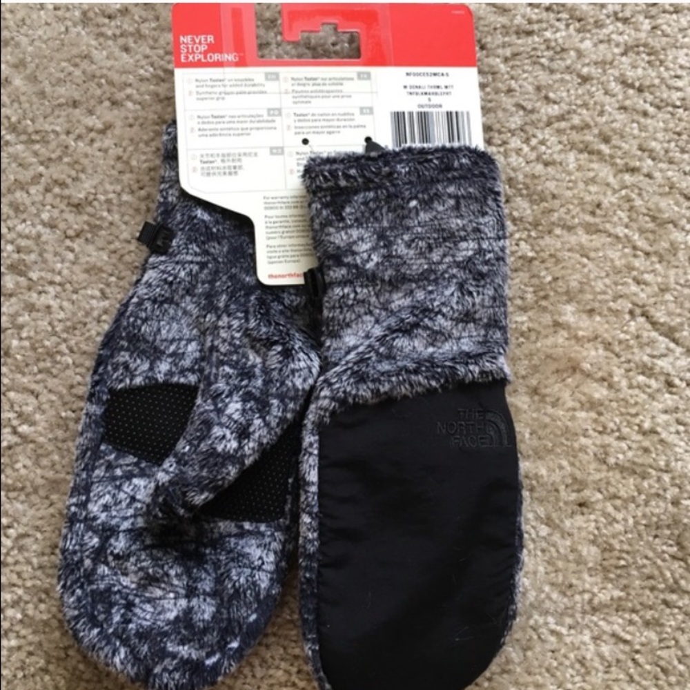 North face mittens