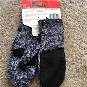 North face mittens