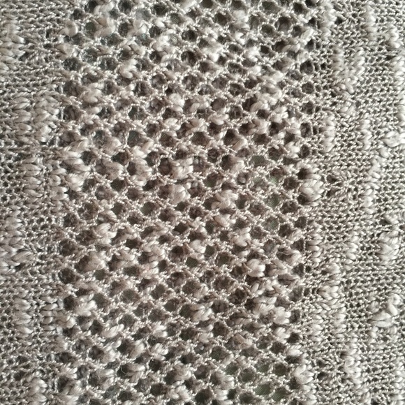 Gray knitted blouse - Picture 5 of 8