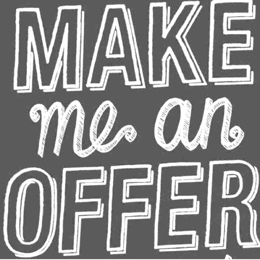 Accepting offers!! Don't be shy 💕☺✨🦄🌹