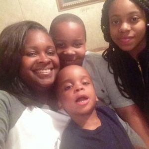 Meet your Posher, Tyronica