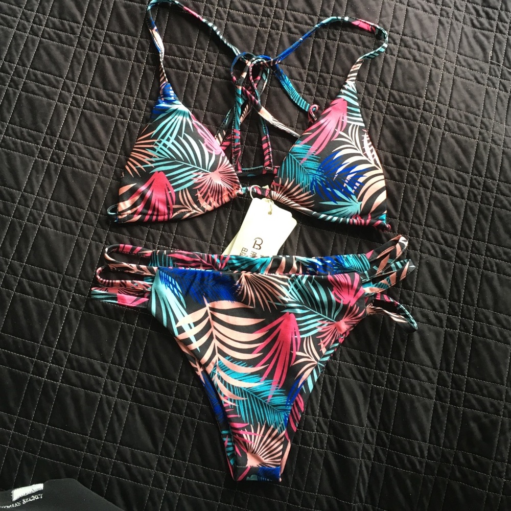Baluoke Bikini 👙 NWT