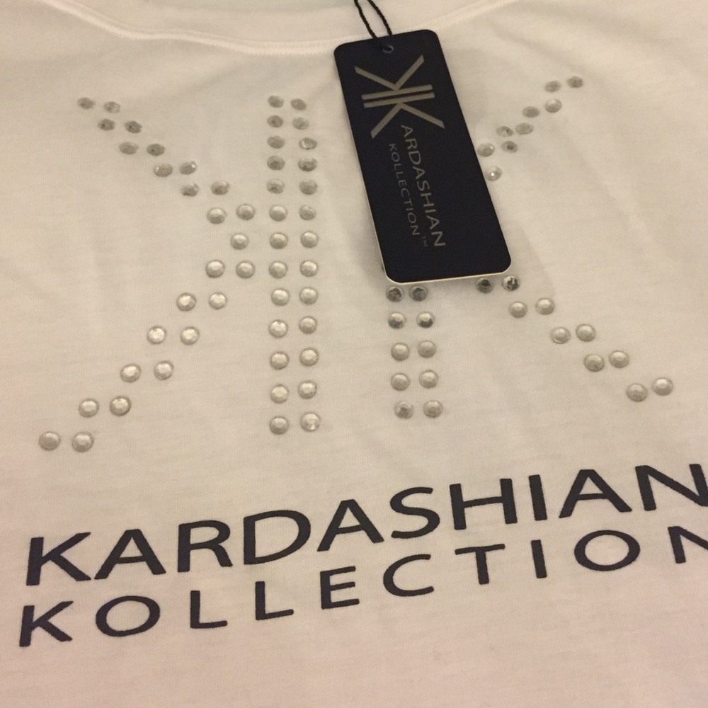 Brand new kardashian kollection tee, size L