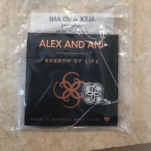 🔹Alex and ani🔹