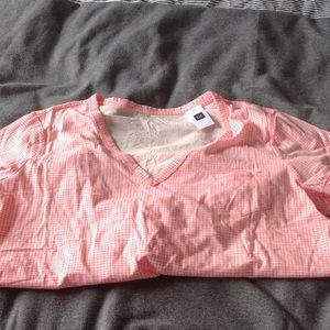 Gap t shirt