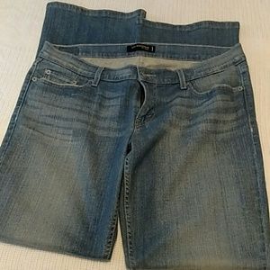 Levi's 524 too superlow