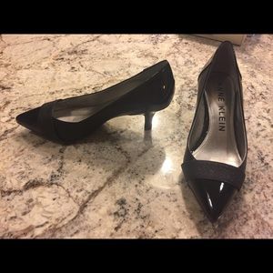 Anne Klein black heels