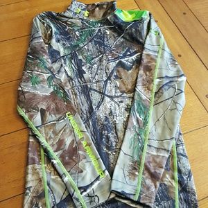 Under Armour Camo fitted shirt