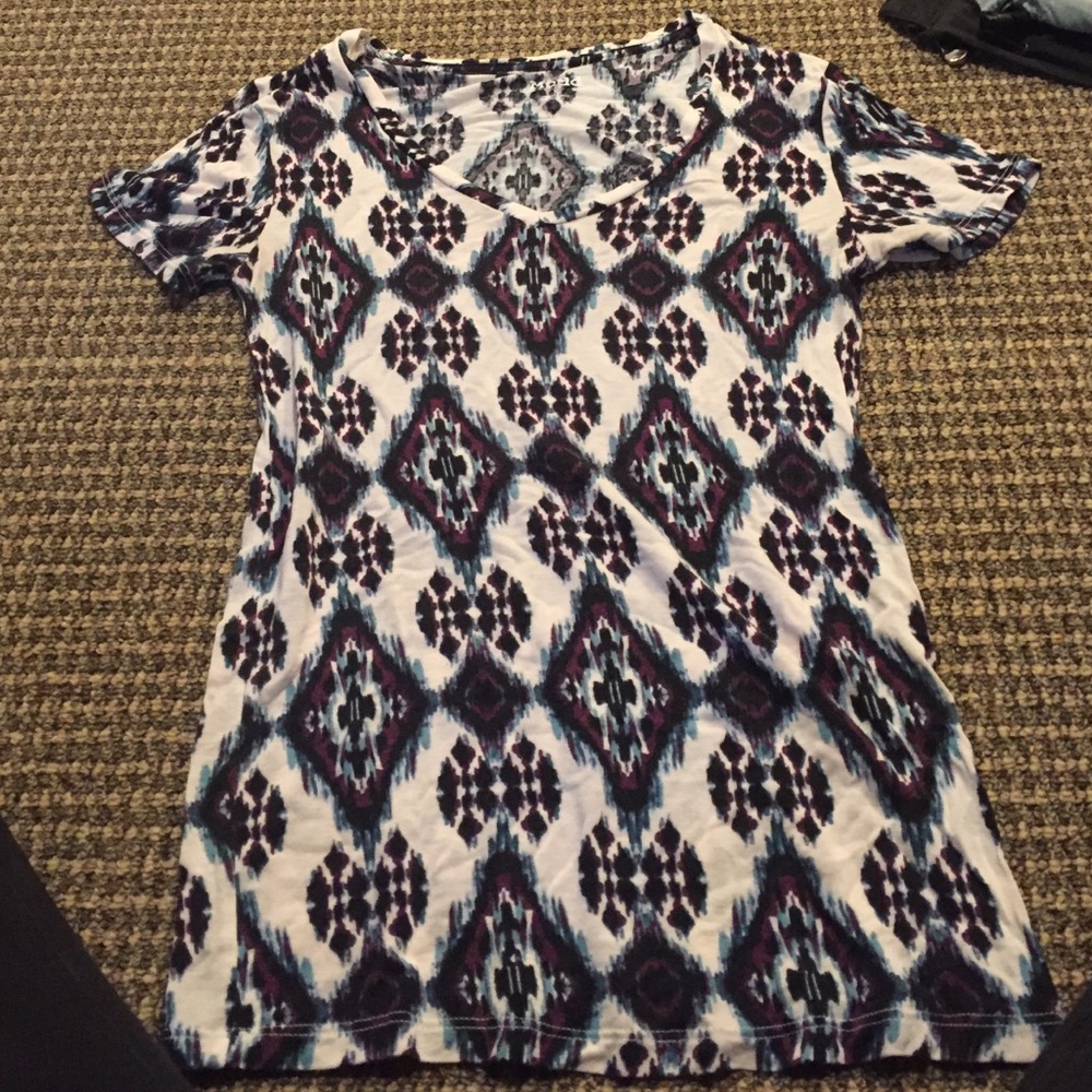 Mudd V-neck
