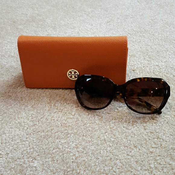Tory Burch Accessories - Tori burch sunglasses