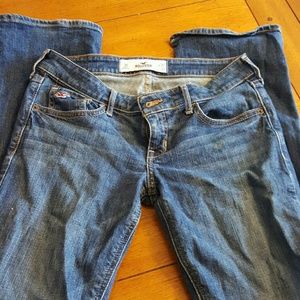 Hollister jeans size 3r or 26-33