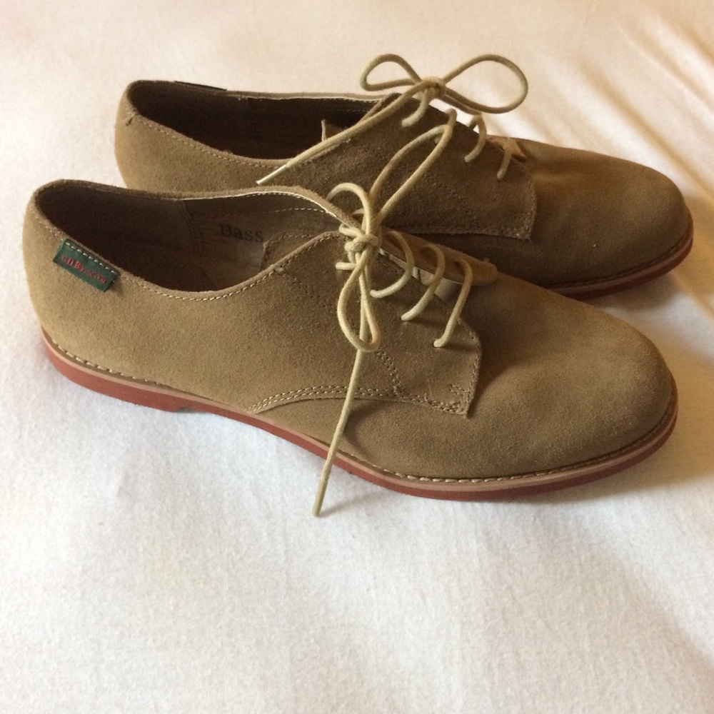Size 9 - leather oxford shoes
