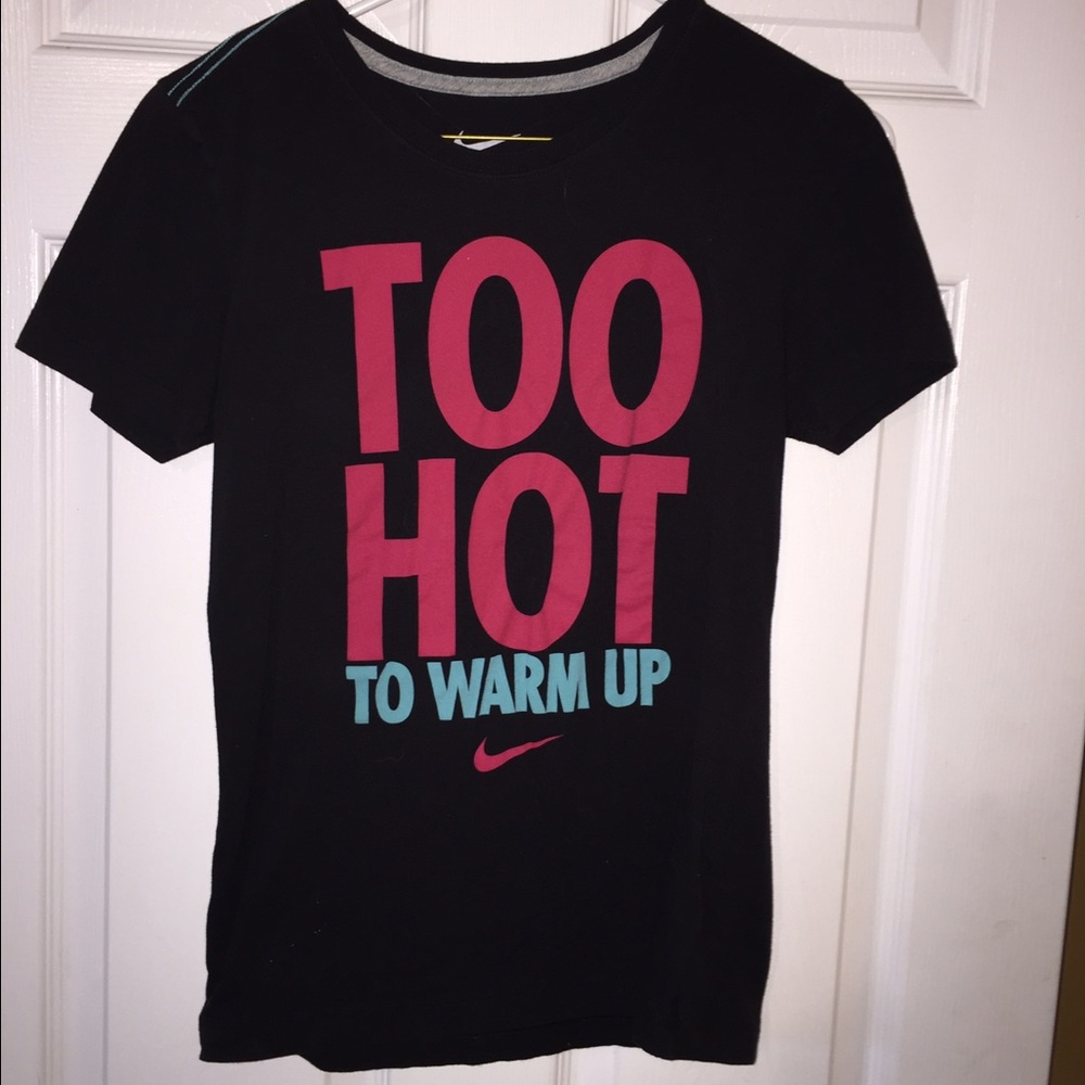 Nike workout top size Med